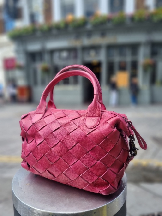 CHARLOTTA FLECHTWERK PINK Handtasche